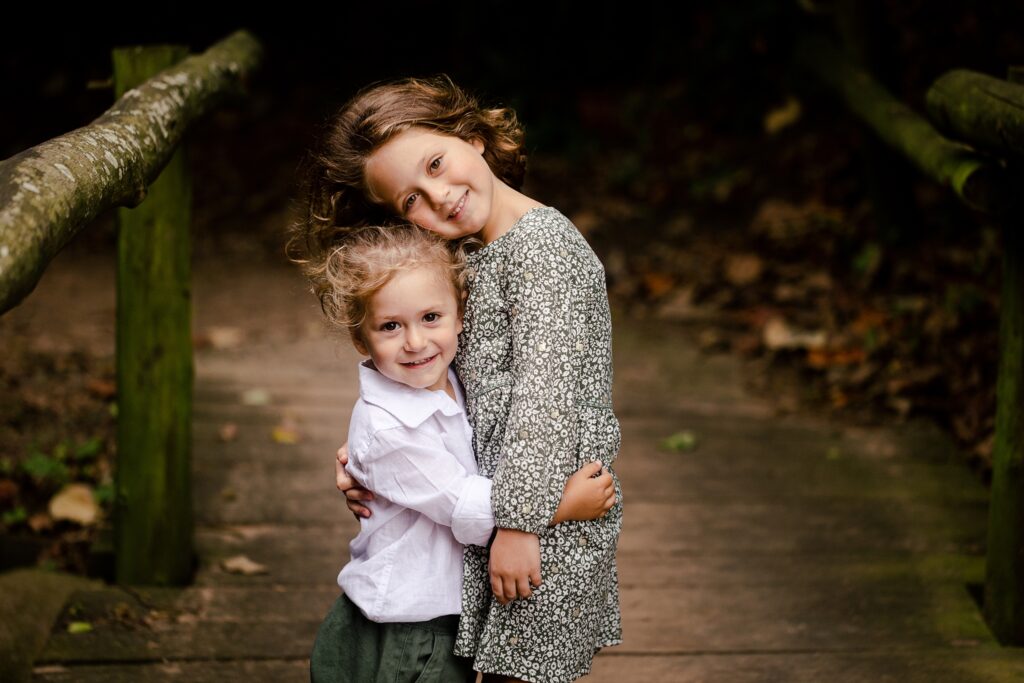 siblings family